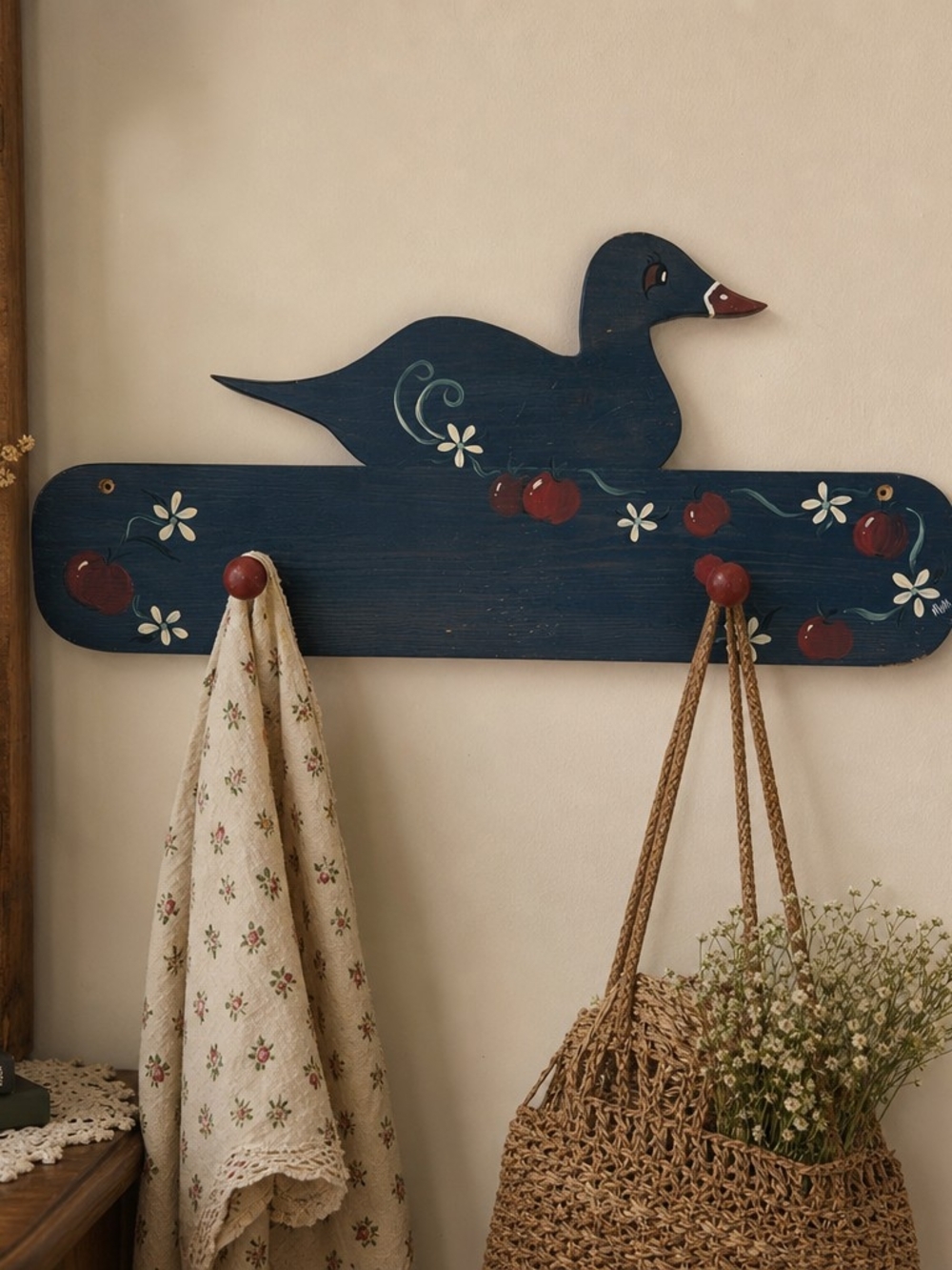 Vintage Hand‑Painted Goose Wall Hook